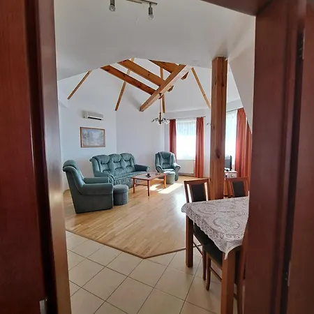 Pri Rybniku 3* Velka Paka