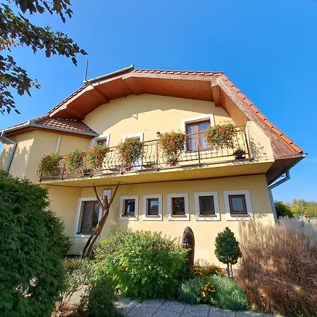 Pri Rybniku Гостевой дом 3*